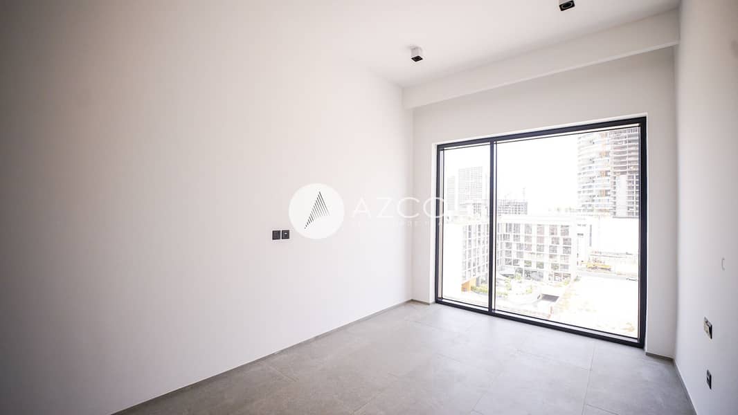 Ready to Move-in | Brand New | Prime Location