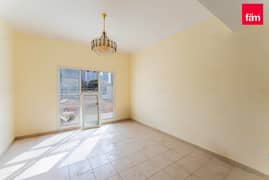 5BR newly upgraded Villa | Pool | Lake View
