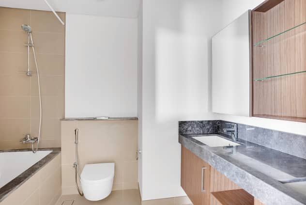 13 Bathroom_52.42 Tower 2. png