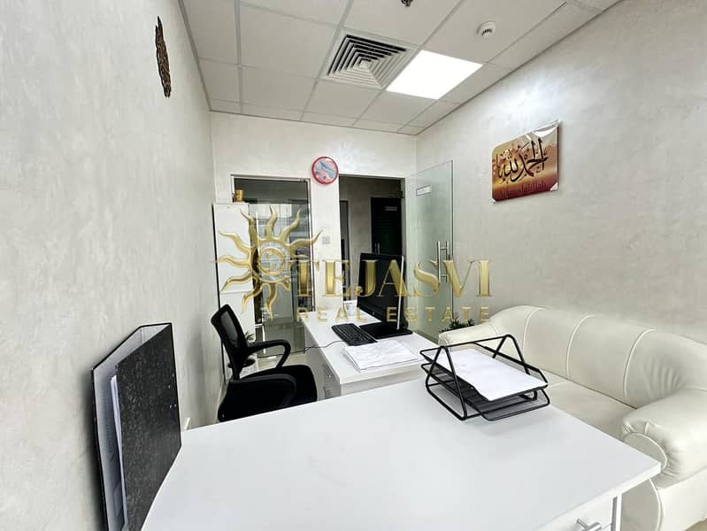 8 091b50cc-72ec-4142-8ed3-211dc2962db0. jpg