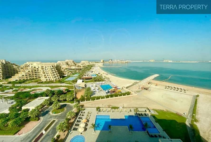 Luxury Sea View | Deluxe King | No Deposits