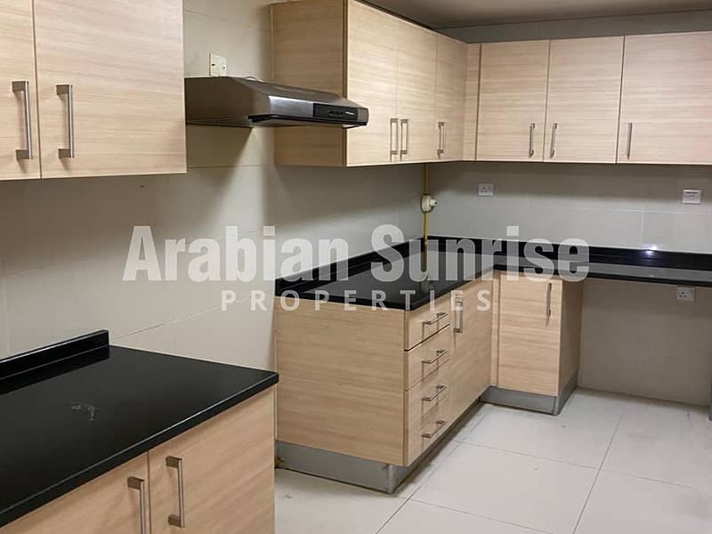 5 Ocean terrace 1BR-1307, kitchen 1. jpg