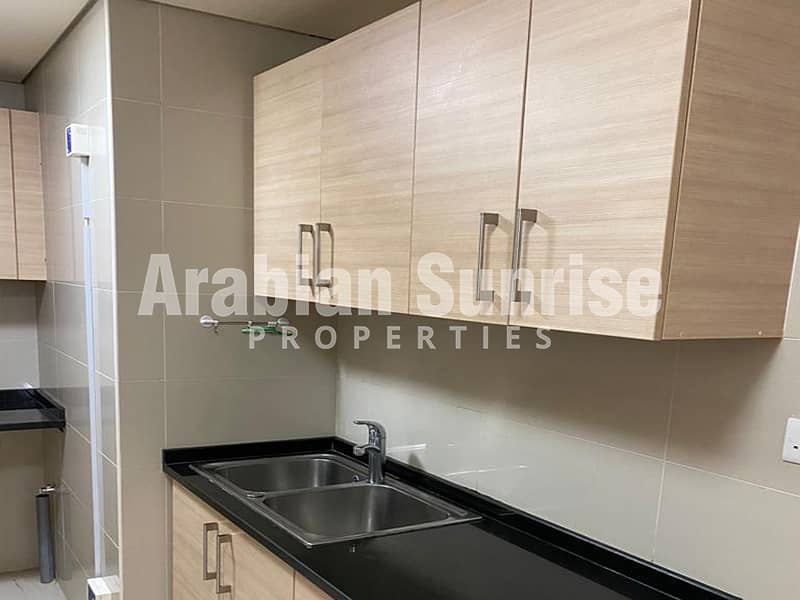 6 Ocean terrace 1BR-1307, kitchen 2. jpg