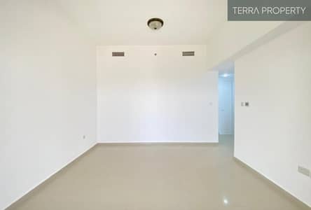 3 Bedroom Flat for Sale in Al Hamra Village, Ras Al Khaimah - Beautiful House With Sea, Casino and Golf Views