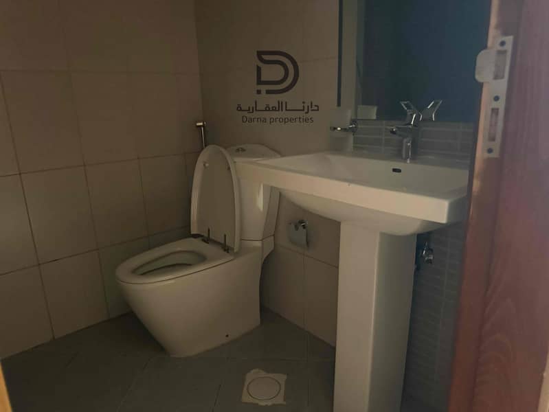 10 485de2f4-2ebd-4cad-ad54-bc2d10dc3628. jpg