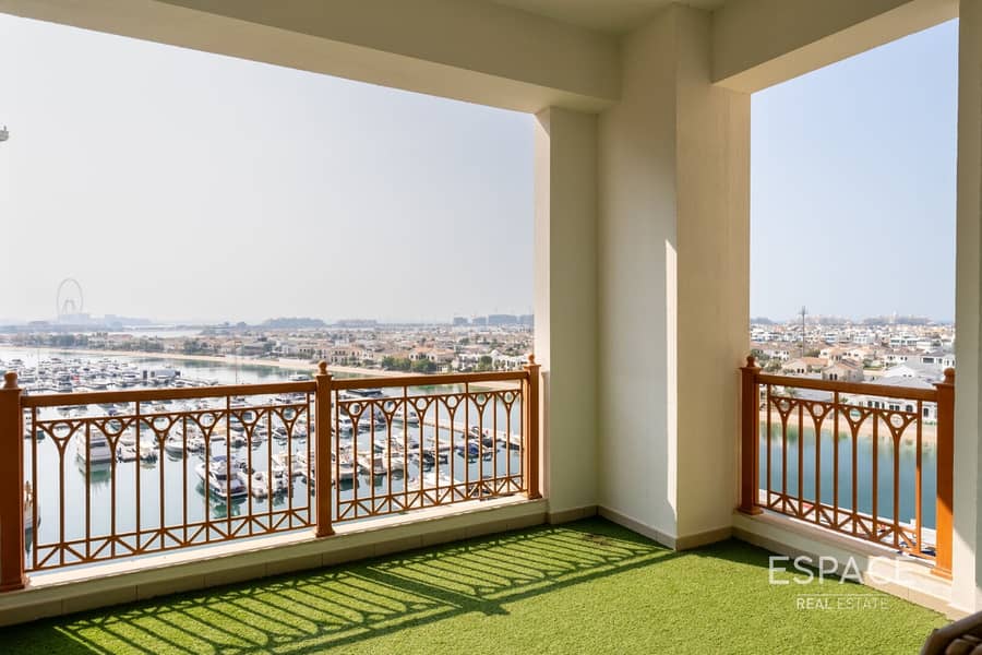 Renovated |2 Parkings| Vacant on Transfer