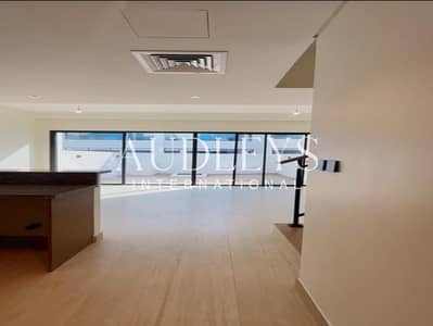5 Bedroom Villa for Rent in DAMAC Lagoons, Dubai - Corner unit | Big layout | Private Garden