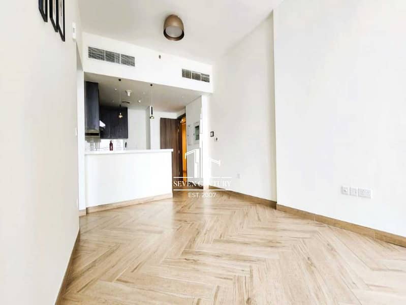 Luxury Apartment | Full Furnished | Community View Luxury Apartment | Full Furnished | Community View
