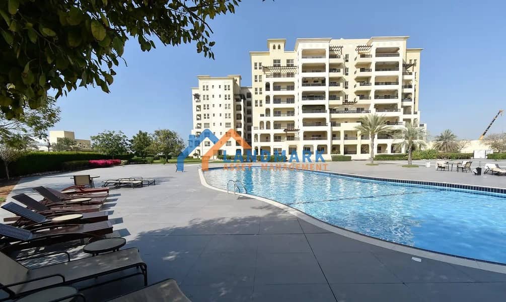 16 Pool 2. jpg