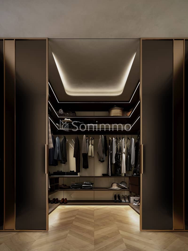 3 35walk in closet. jpg