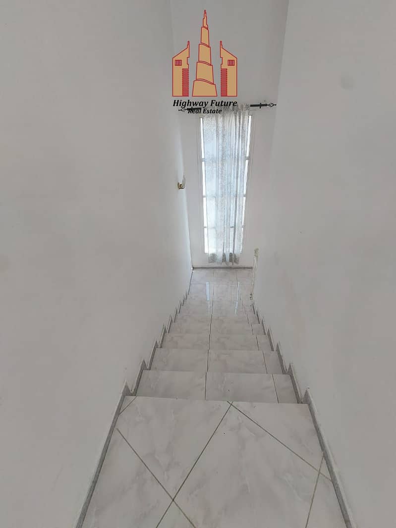 4 29844. jpg