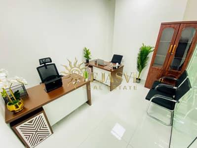 مکتب  للايجار في القرهود، دبي - 4d6db303-e5b2-431c-8b32-b32bb6cadecb. jpg