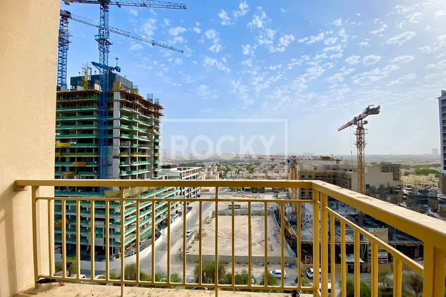 Prime Location | Big Size | Unfurnished Prime Location | Big Size | Unfurnished