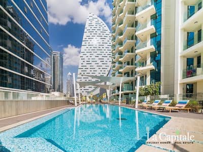1 Bedroom Apartment for Sale in Business Bay, Dubai - Luxuriously Furnished | VOT | 5-Year Payment Plan