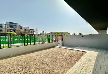 فیلا 3 غرف نوم للايجار في مدن، دبي - 0ceb95a1-b376-42b3-95ea-97664c7f660b. jpg