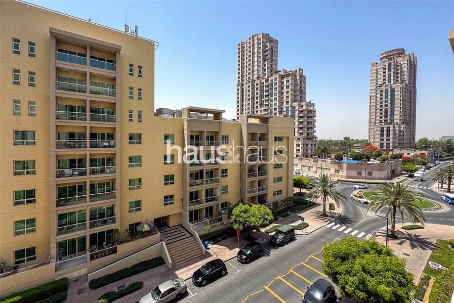 Upgraded | Immaculate Condition | Prime Location Upgraded | Immaculate Condition | Prime Location