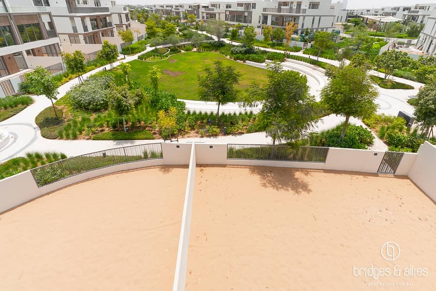 位于蒂拉尔阿尔加夫综合社区,奥拉别墅区 4 卧室的别墅 450000 AED - 12365949 位于蒂拉尔阿尔加夫综合社区,奥拉别墅区 4 卧室的别墅 450000 AED - 12365949