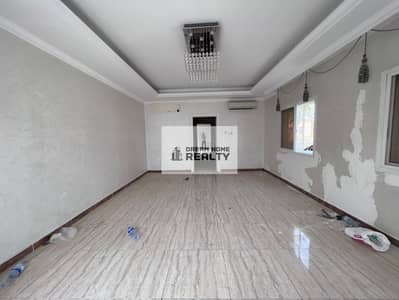 فیلا 7 غرف نوم للايجار في ضاحية الخالدية، الشارقة - 9802F073-35F6-4587-8473-D572E10724B4. jpeg
