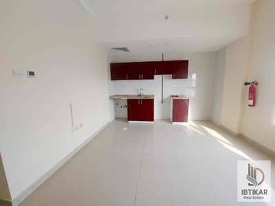 Studio for Rent in Bu Daniq, Sharjah - be8a74c5-d8b2-4cf1-a959-b5f5c0a9a054. jpg