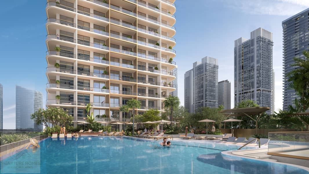 3 Swimming pool. jpg