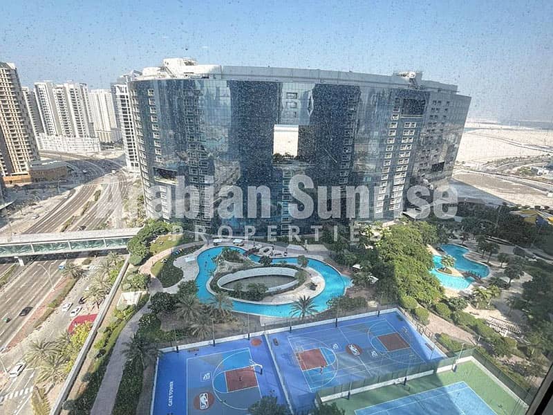 10 Gate-tower-1-2012-1BR-Pool. jpg