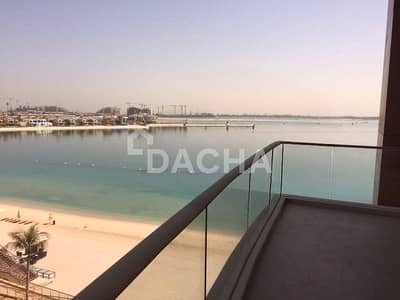 1 Bedroom Flat for Rent in Palm Jumeirah, Dubai - Spacious D-Type | Full Sea View | Available Now