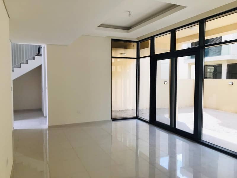 FACING PARK - 3 BED MAID WITH GARDEN IN DAMAC HILLS