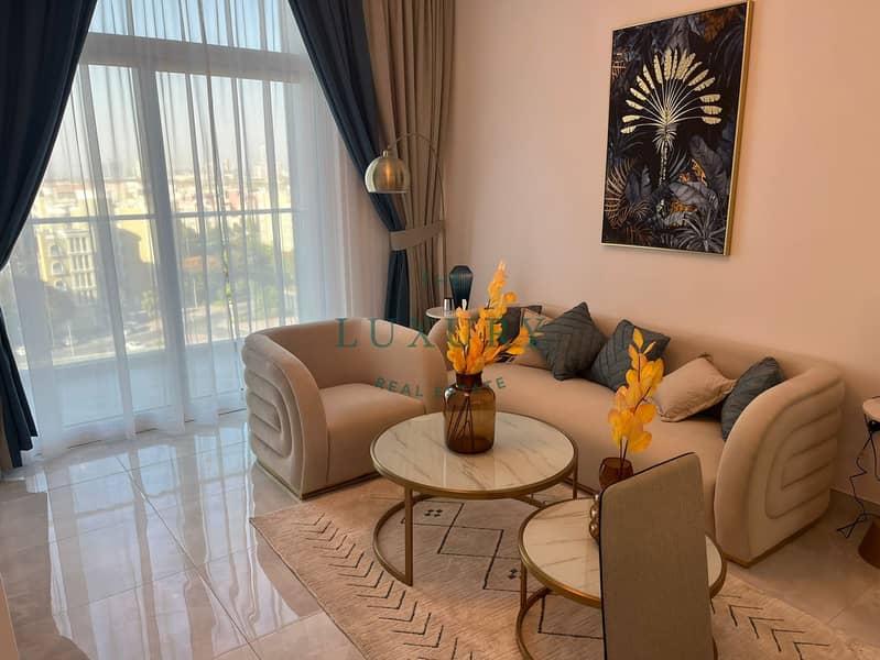 2 Fully_Furnished___Near_Metro___Premium_Unit_-2. jpg