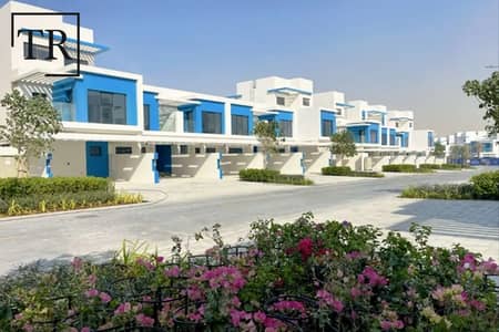 5 Bedroom Townhouse for Rent in DAMAC Lagoons, Dubai - Waterfront Living | End Unit | Nearby Lagoons