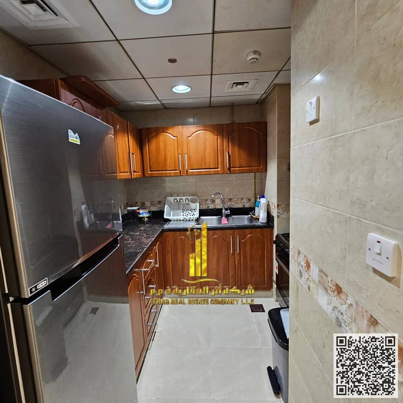 15 b4ee8452-4ff7-42e9-9149-482263cdb7d1. jpg
