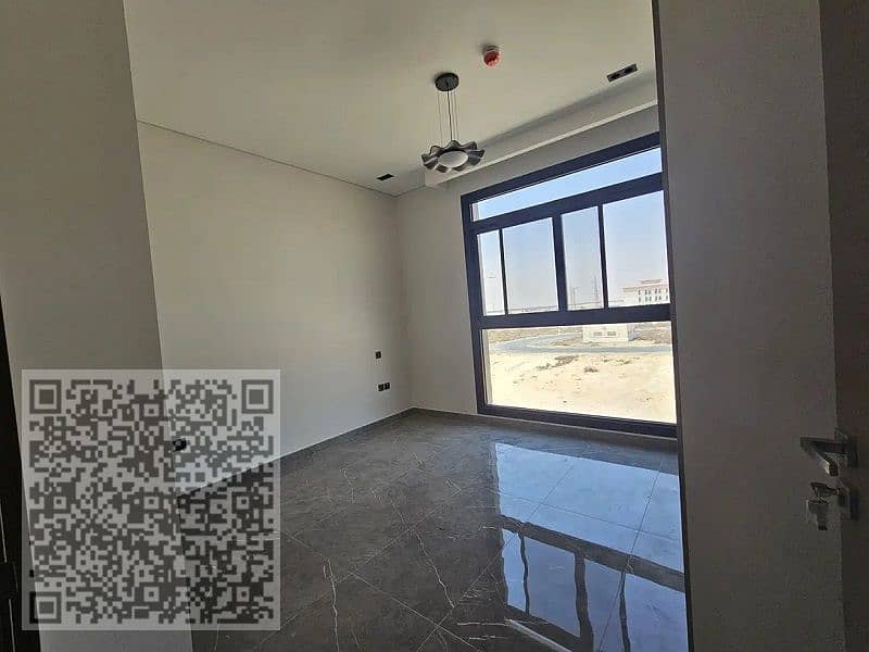 8 14109658-7101eo. jpg