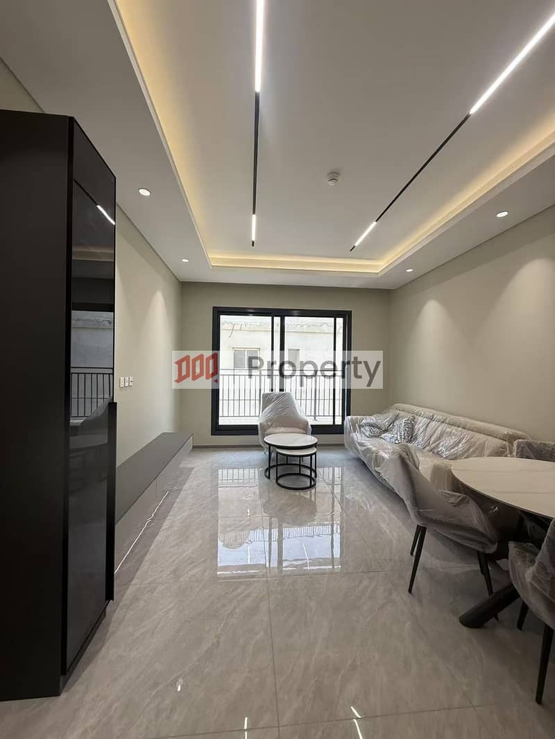 VC812649C6912. jpg