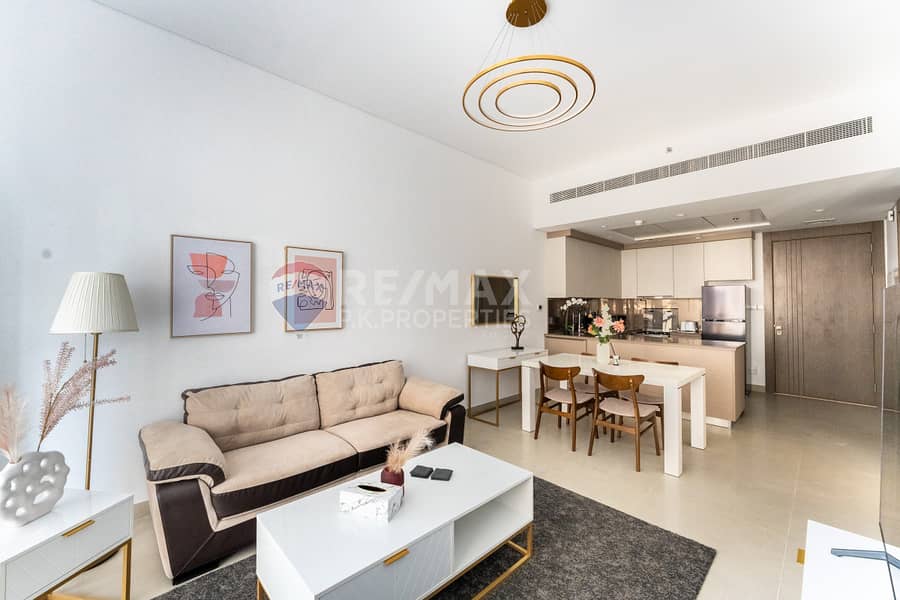 Brand New |Fully Furnished |Huge |Nr Circle Mall