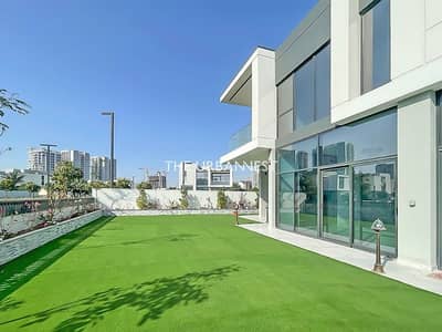 5 Bedroom Villa for Rent in Al Furjan, Dubai - Corner Unit | Next to Community Pool | Type A