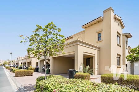 4 Bedroom Townhouse for Rent in Reem, Dubai - Large Plot | Close to Park and Pool | Vacant