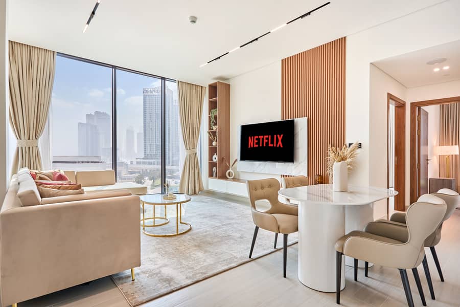 Luxury 2BR in Business Bay | Jacuzzi Balcony & Just 5 Min to Burj Khalifa & Dubai Mall