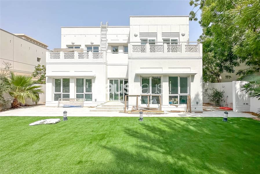 位于芳草青青，芳草青青9号 5 卧室的别墅 610000 AED - 12373119