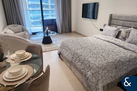 Studio for Rent in Business Bay, Dubai - Furnished | Modern | Private Jacuzzi