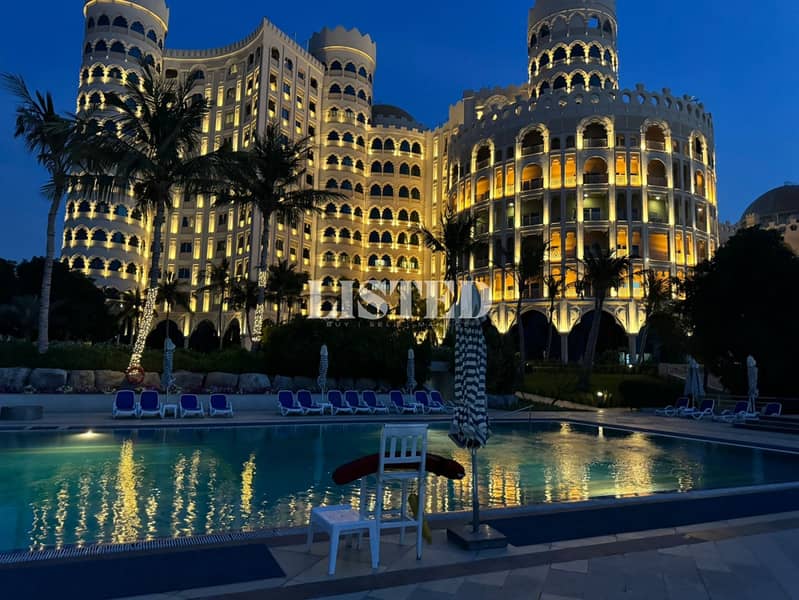 شقة في فندق الحمراء بالاس،قرية الحمراء 2 غرف 1400000 درهم - 12373711