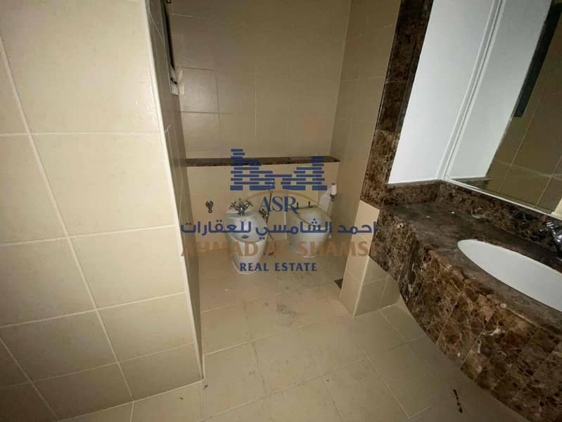 18 5be26f29-dde9-4a80-be8a-377f92e5a75d. jpg