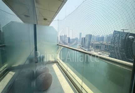 2 Bedroom Apartment for Sale in Business Bay, Dubai - Furnished | Burj and Canal View | Close Kitchen