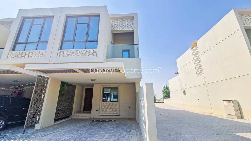 位于阿尔弗雷德街区，穆拉诺联排别墅 4 卧室的联排别墅 195000 AED - 12374353