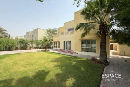 فیلا 5 غرف نوم للايجار في السهول، دبي - فیلا في السهول 2،السهول 5 غرف 600000 درهم - 12374675
