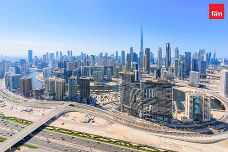 2 Bedroom Apartment for Rent in Business Bay, Dubai - Full Downtown and Burj Khalifa View | High Floor