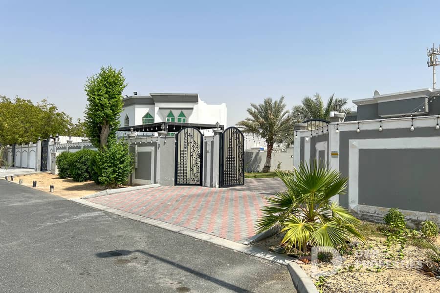 Вилла в Аль Варкаа，Аль Варка 3, 5 спален, 250000 AED - 12375984