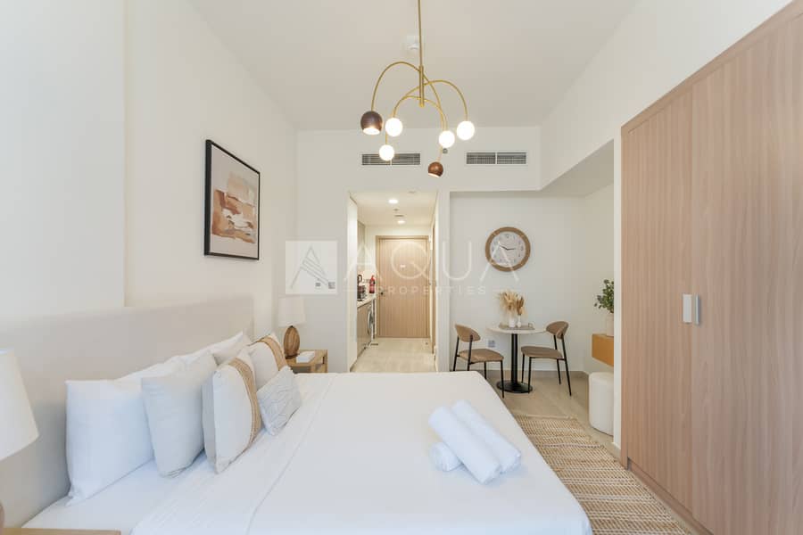 Elegant Studio | Tranquil Community View Elegant Studio | Tranquil Community View