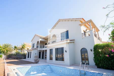 6 Bedroom Villa for Sale in Palm Jumeirah, Dubai - Best Priced | 6 Bedroom Signature Villa | Sea View
