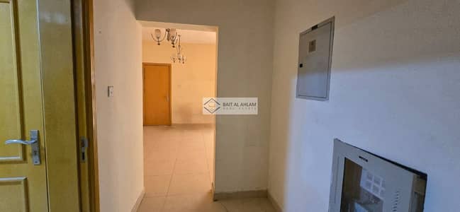 شقة 2 غرفة نوم للايجار في صناعية الصجعة، الشارقة - WhatsApp Image 2025-07-31 at 01.51. 43_b908381a. jpg