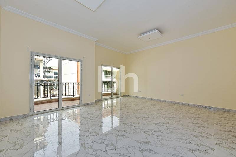 位于朱美拉环形村(JVC),JVC第15区,巴丘尔别墅 4 卧室的联排别墅 180000 AED - 12378595 位于朱美拉环形村(JVC),JVC第15区,巴丘尔别墅 4 卧室的联排别墅 180000 AED - 12378595