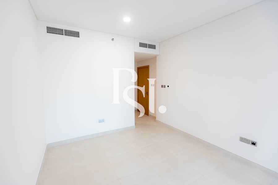 6 AP265961-radiant-square-1br-city-of-lightal-reem-island-abu-dhabi-3. jpg